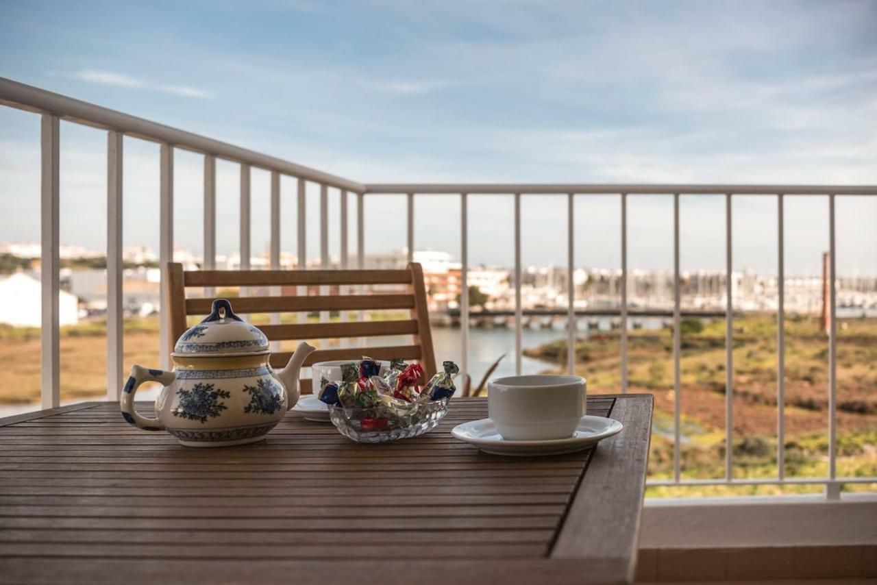 Marina And Atlantic Ocean View Apartment Lagos Exterior photo